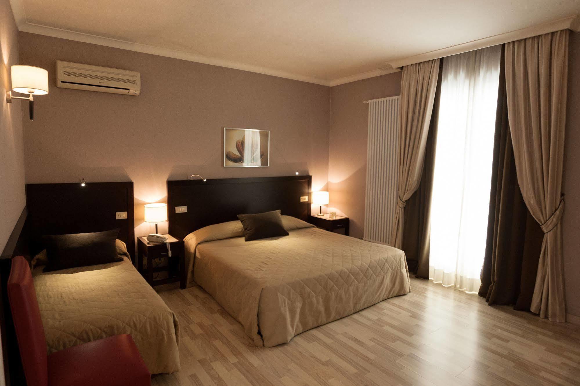 Hotel Gerber Рим Экстерьер фото